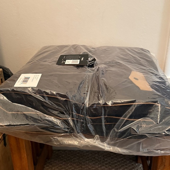 Rare New Rumpl Polar Blanket - Black Cardiff - Pocket Snap Fleece Blanket - Picture 6 of 6